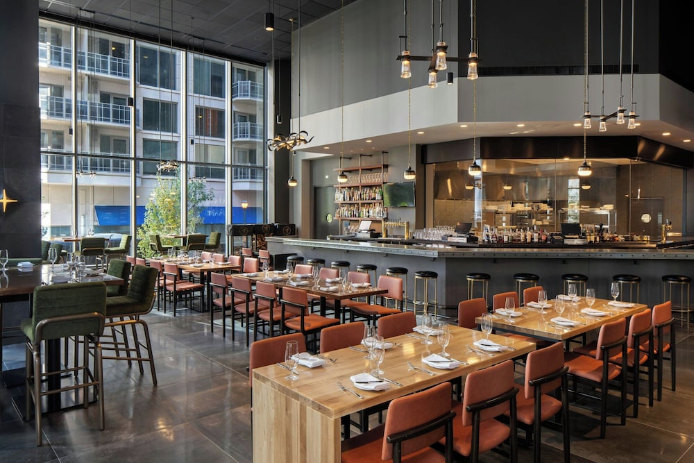 Epicurean Atlanta Autograph Collection - photo 76