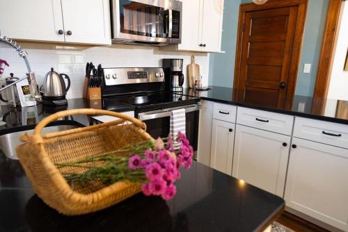 The Winona House Boutique Hotel Near Downtown in Roanoke, United States