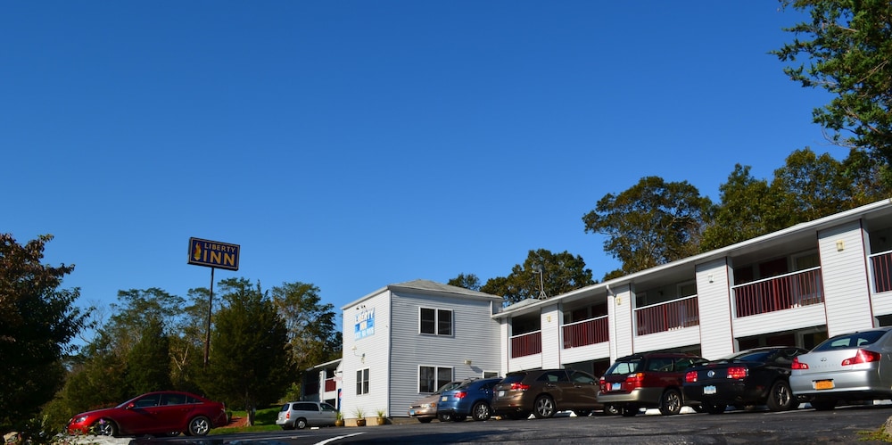 Liberty Inn - photo 14
