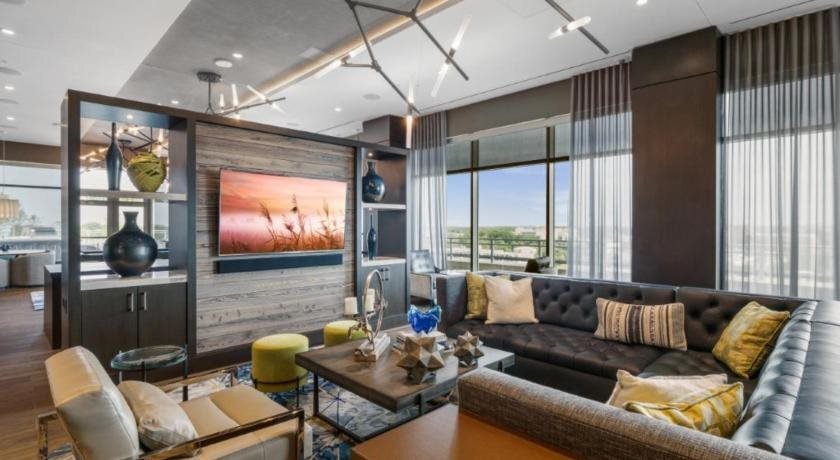 Global Luxury Suites At - photo 5