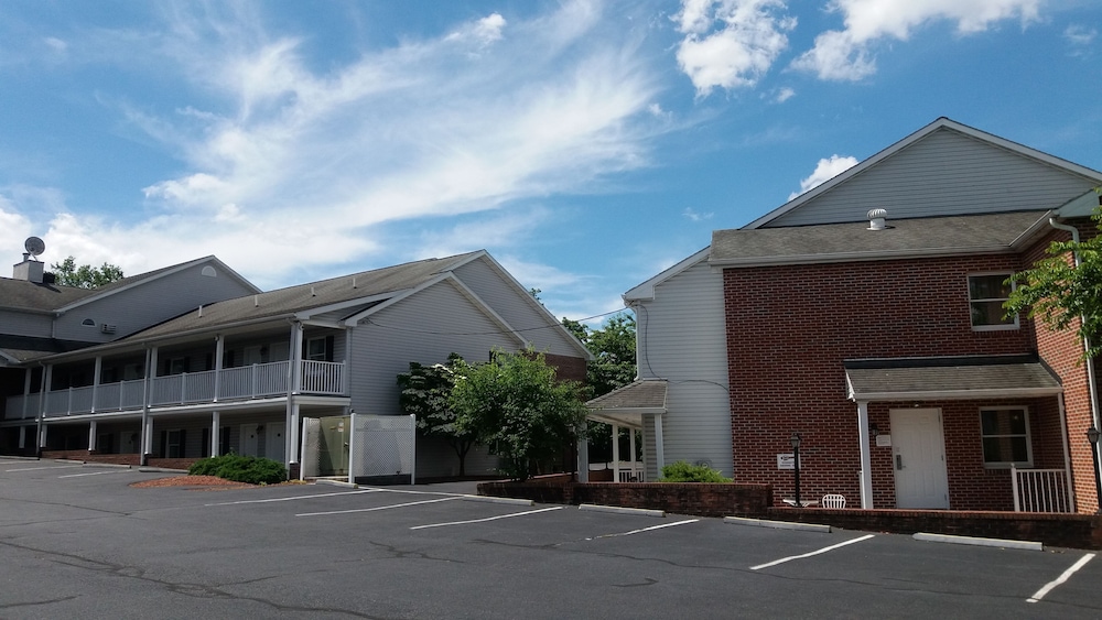 Inn at Cemetery Hill - photo 88