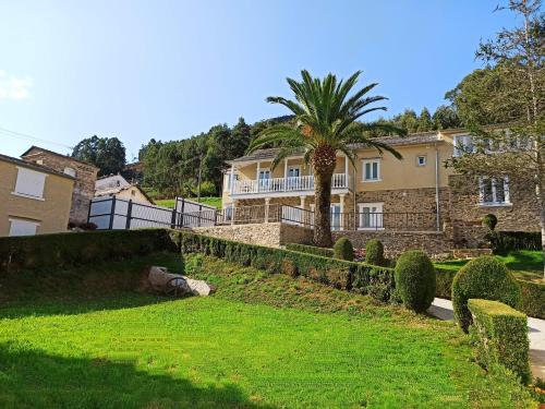 Apartamentos Minas de Silvarosa — 4-Star Luxury Hotel in Viveiro, Spain