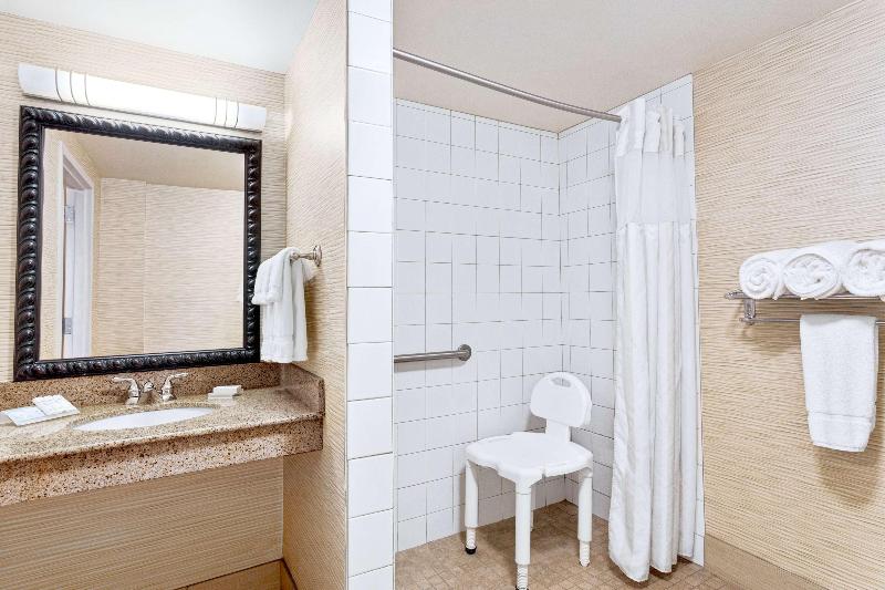 Hilton Garden Inn Tuscaloosa - photo 129