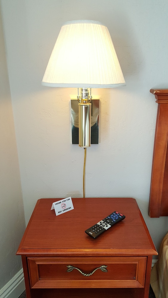 Pacific Motel - photo 10