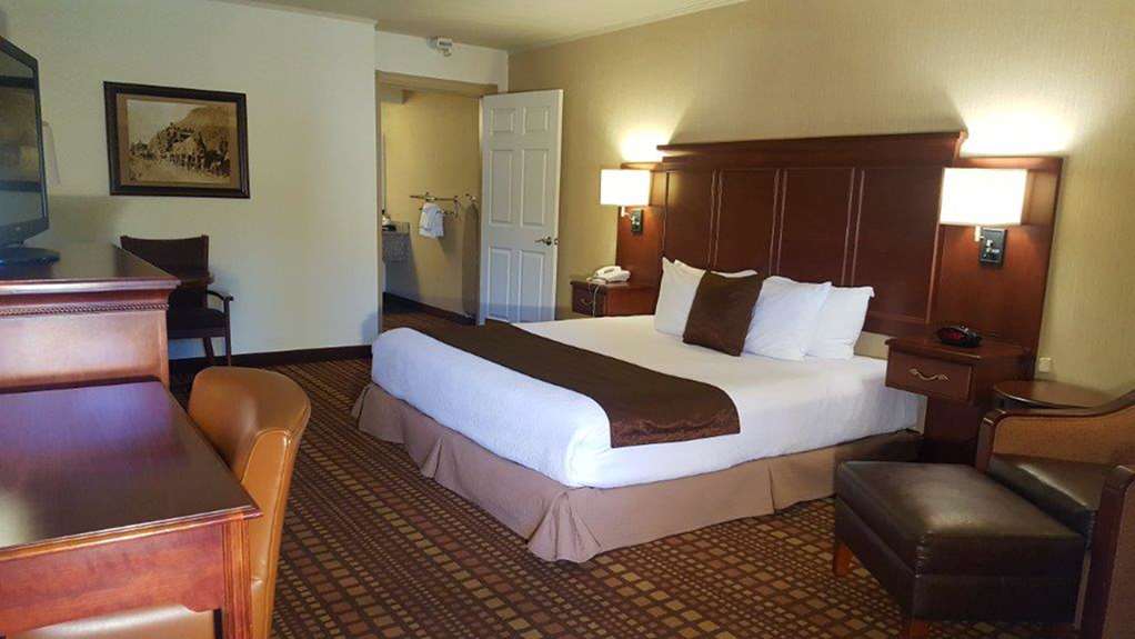Best Western Plus Humboldt House Inn - photo 19