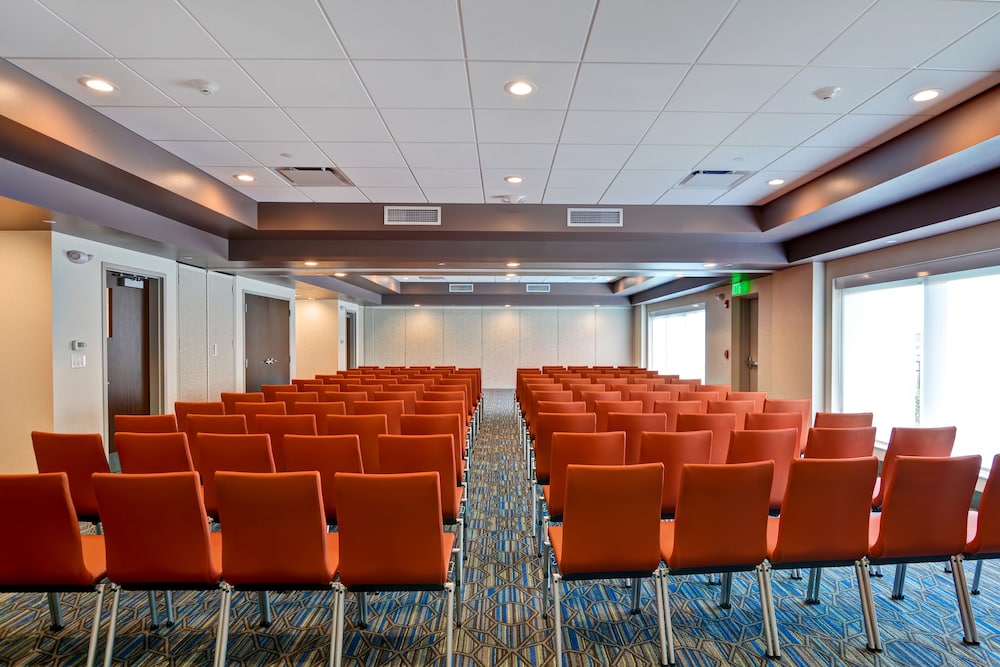 Holiday Inn Express Boston by IHG - photo 73