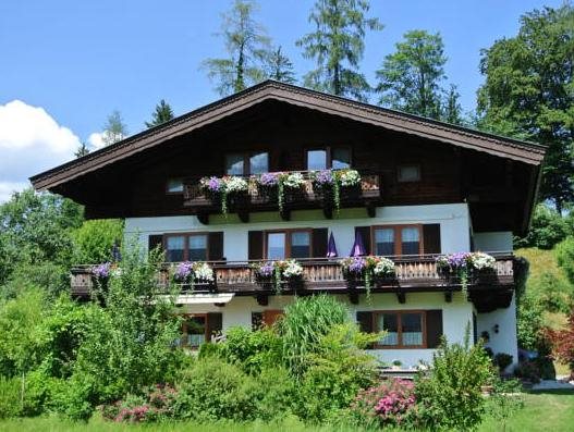 Haus Alpengruß — 4-Star Luxury Hotel in Lofer, Austria