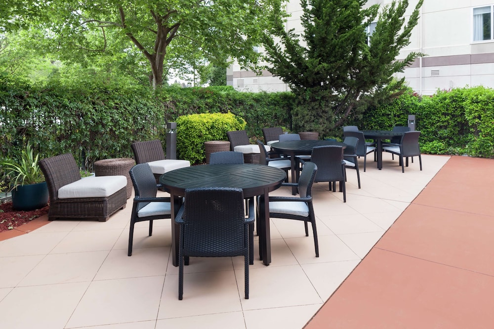 Hilton Garden Inn Sacramento South Natomas - photo 23