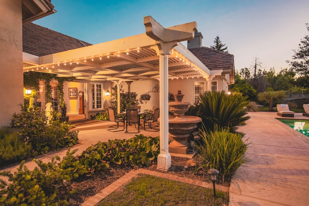 La Barrique by AvantStay Sleeps 22 14 Acre Estate Secluded in Wine Country - photo 30