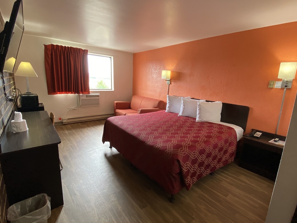Reliance Inn - photo 19