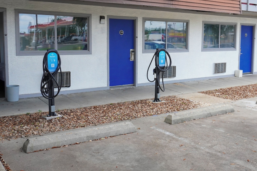 FairBridge Inn Express Baton Rouge - photo 30