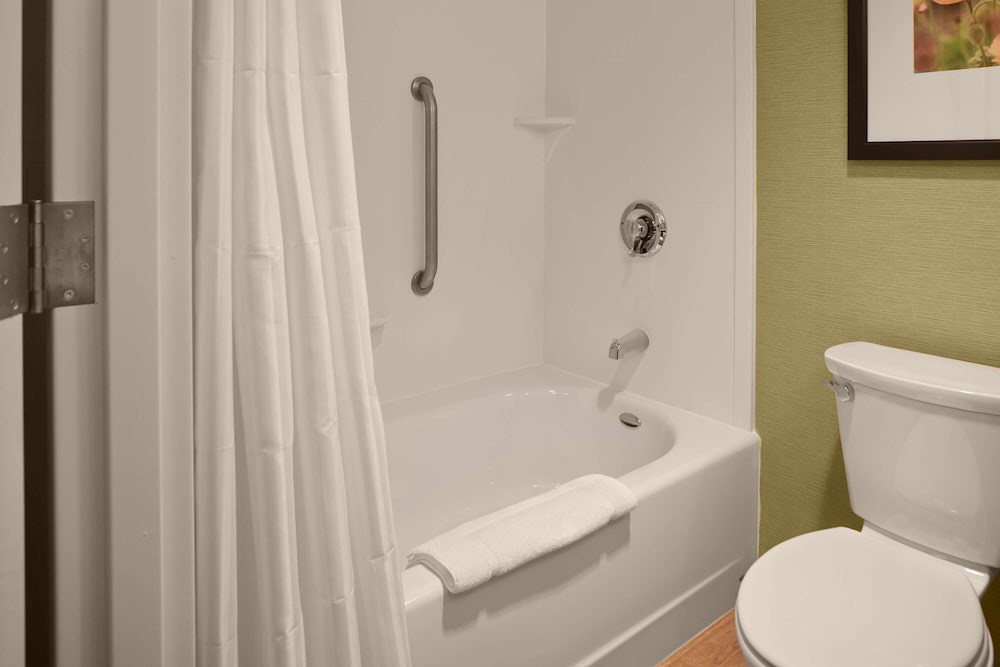 Hilton Garden Inn Akron - photo 13