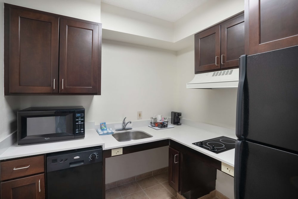 Hampton Inn & Suites Nashville Franklin - photo 15