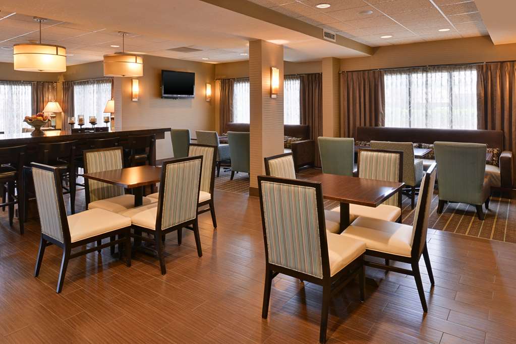 Best Western Plus Wichita West Airport Inn - photo 6