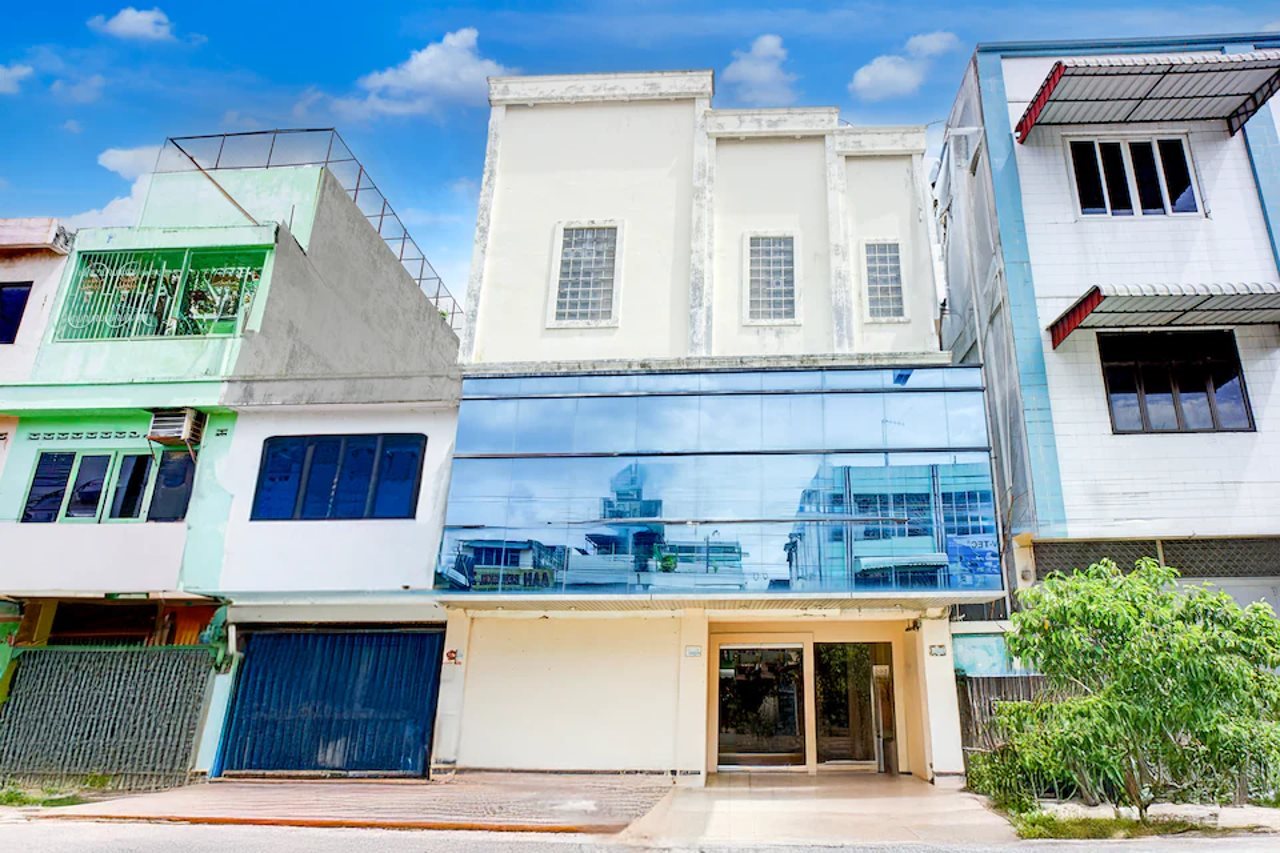 Collection O Peunayong Near Masjid Raya Baiturrahman Formerly Siwah Hotel in Banda Aceh, Indonesia