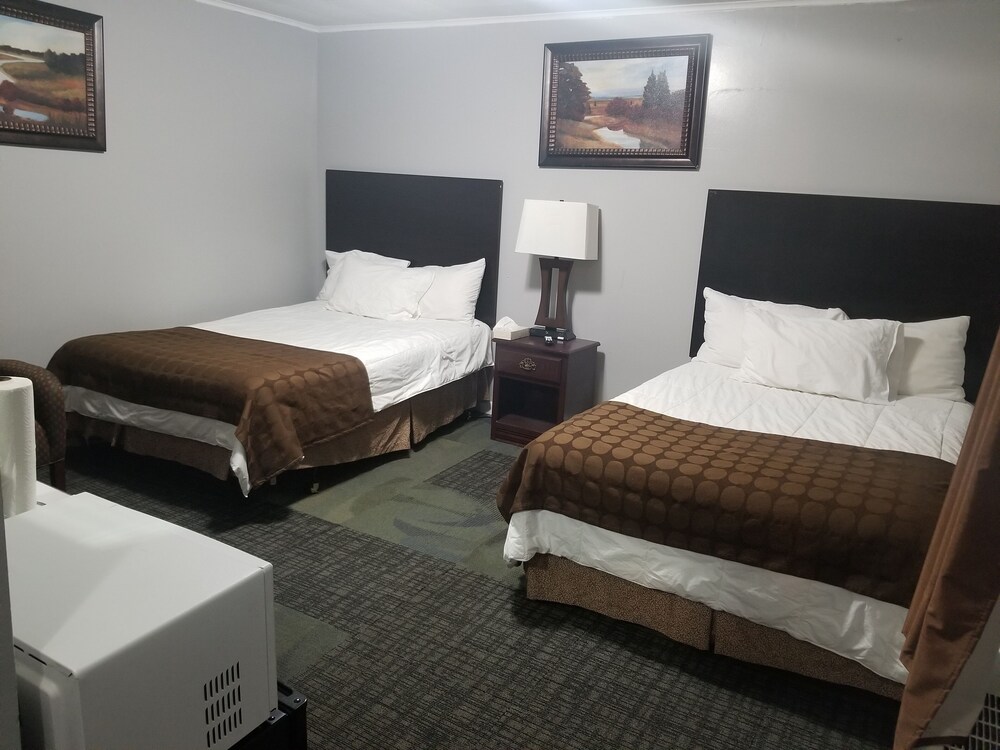 Fiesta City Motel - photo 30