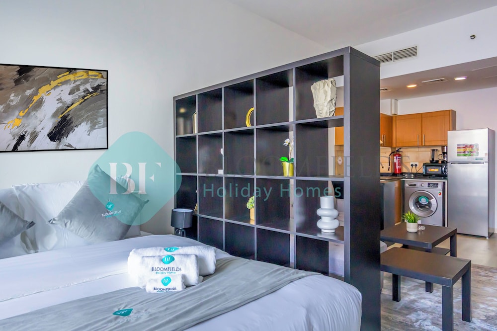 Bloomfields Stu Lago With Vista Sea View — 4-Star Luxury Hotel in Dubai, United Arab Emirates