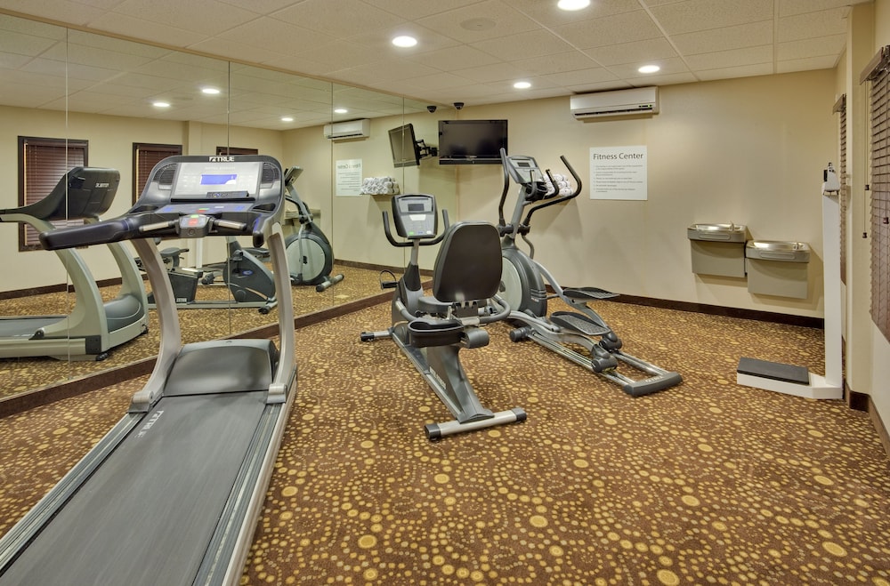 Holiday Inn Express Hotel & Suites Lebanon by IHG - photo 19