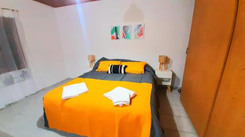 Casa Ideal en Mendoza Centro Autocheckin Patio con Parrilla y Parking privado Gratis a 100 mts — 4-Star Luxury Hotel in Mendoza, Argentina