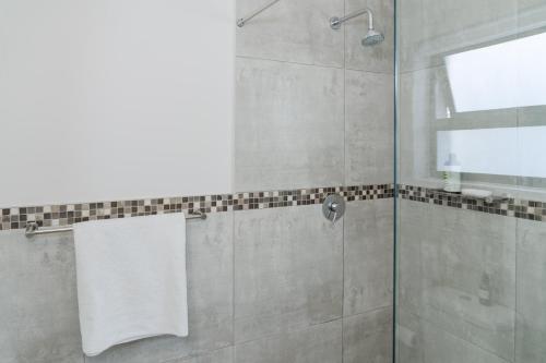 Blouberg Coastal Hideout Luxury Apartment with a Braai and Parking