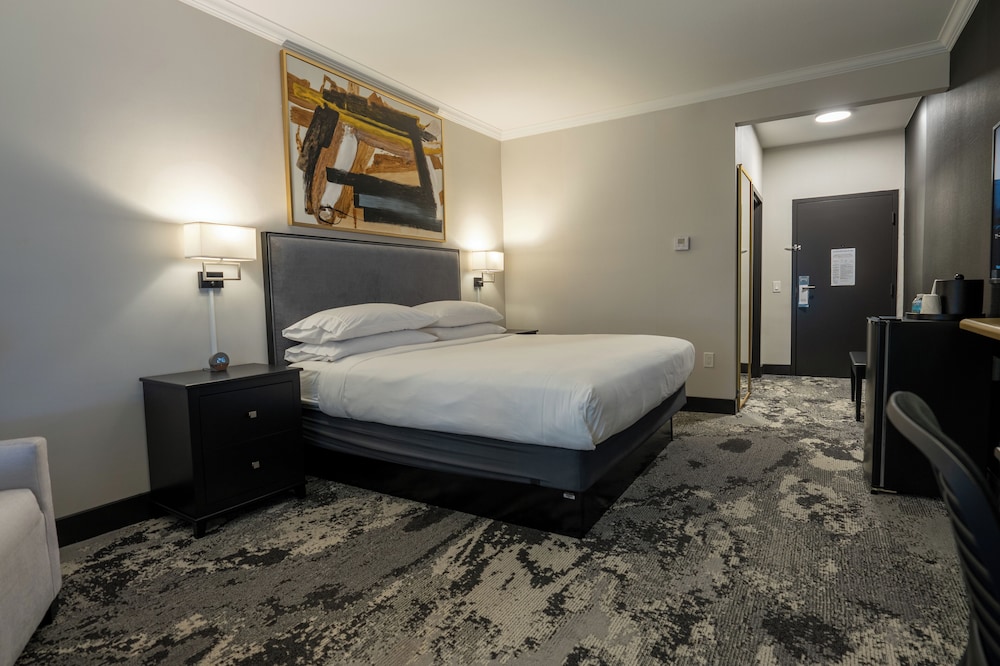 Champions Club and Hotel Houston Westchase - photo 7