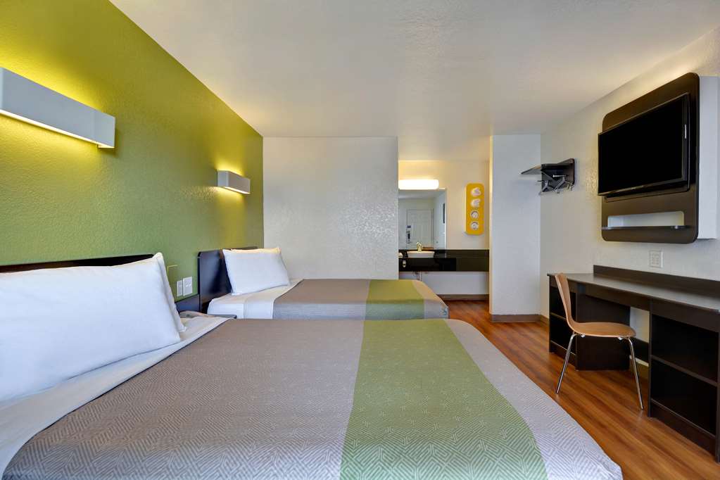 Motel 6 Destin FL - photo 14