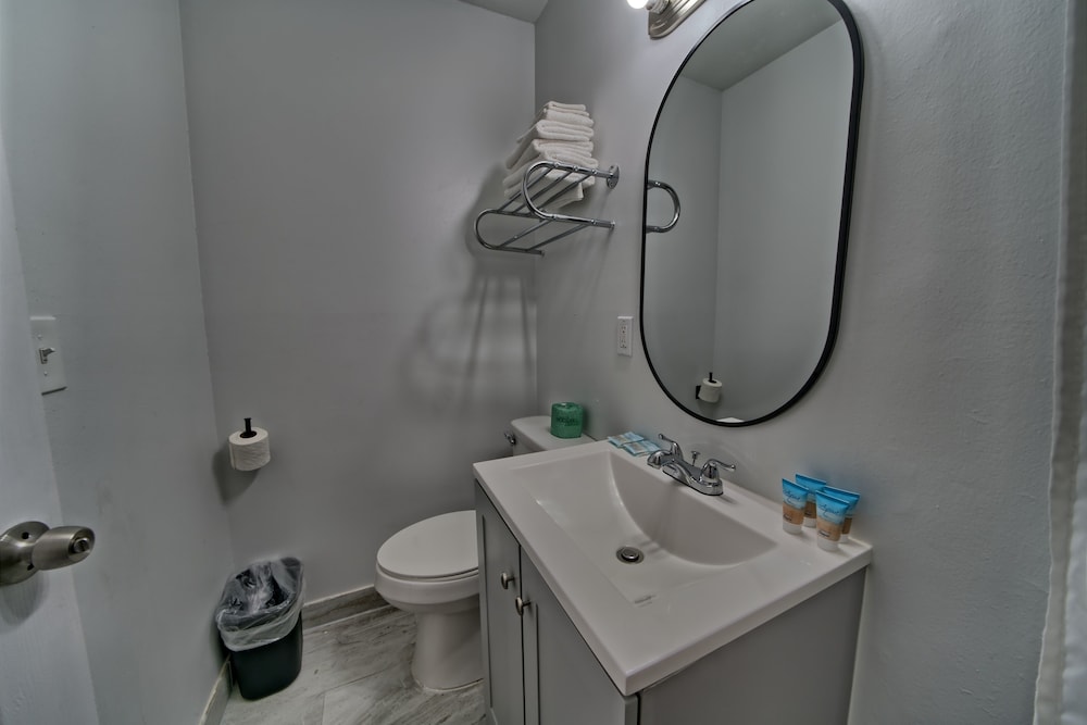 Aqua View Motel - photo 40