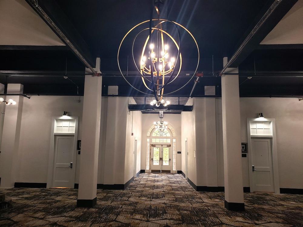 Inn at Blackstone - photo 26