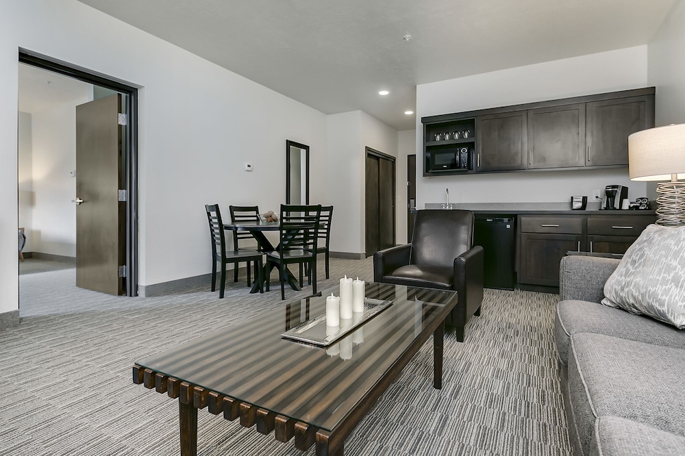 Silver Creek Hotel - photo 15