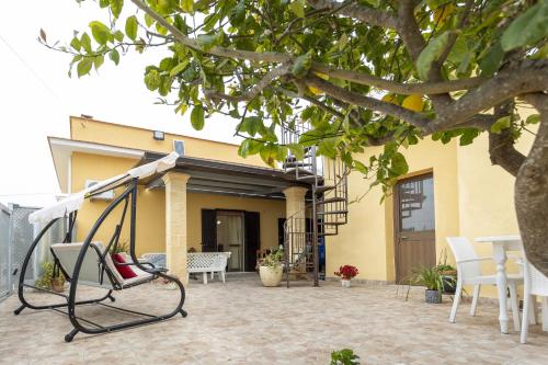 Casa vacanze Nonna TUZZA — 4-Star Luxury Hotel in Marsala, Italy