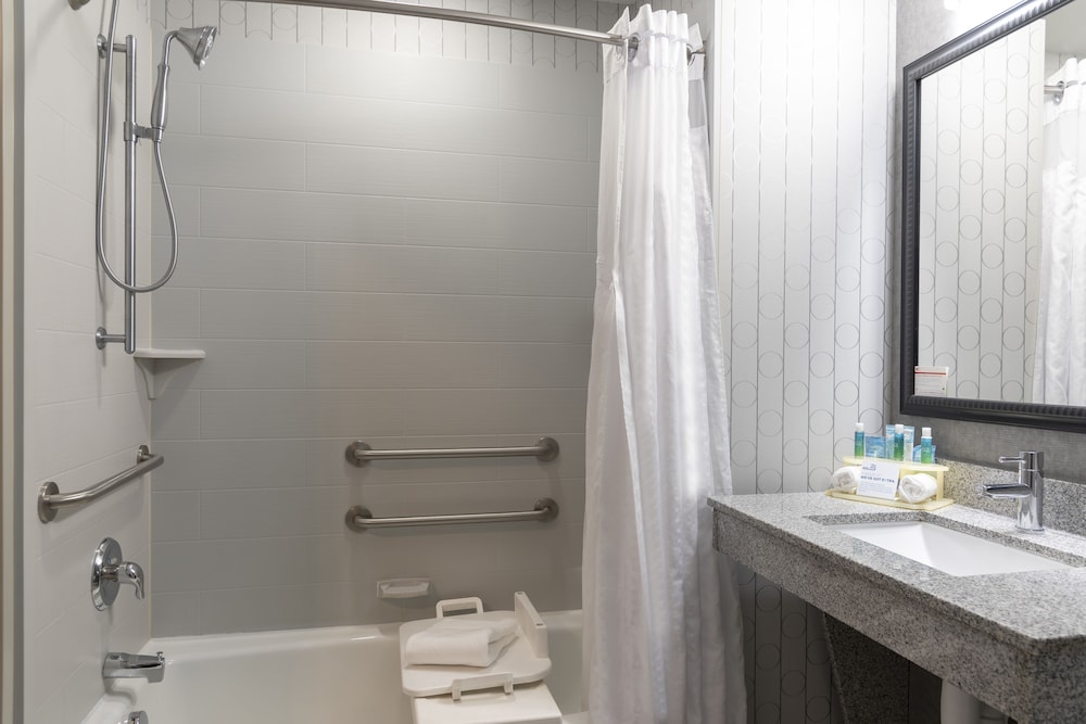 Holiday Inn Express Hotels & Suites Columbus Polaris Parkway by IHG - photo 27