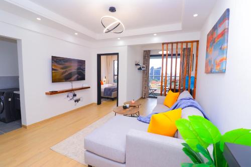 1BR Marina Bay Westlands with rooftop pool gym & city views