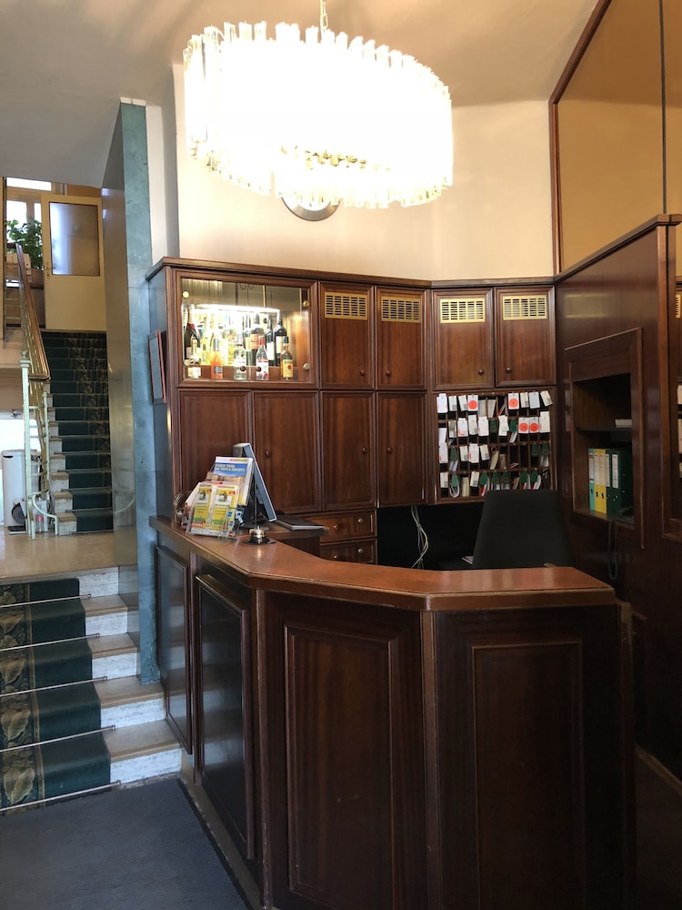 Hotel Goldene Spinne — Vienna — photo 3