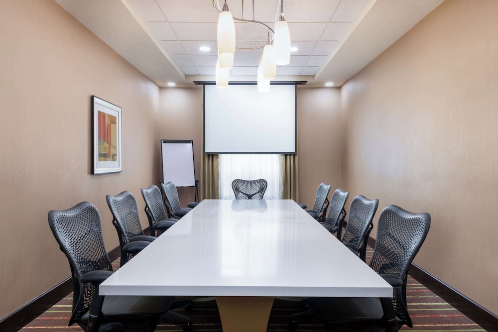 Hilton Garden Inn Atlanta Peachtree City - photo 38