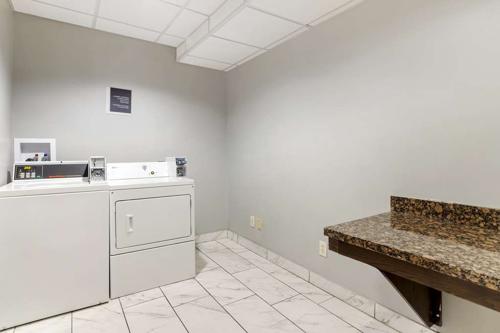 Best Western Medical Center North Inn & Suites Near Six Flags - photo 47
