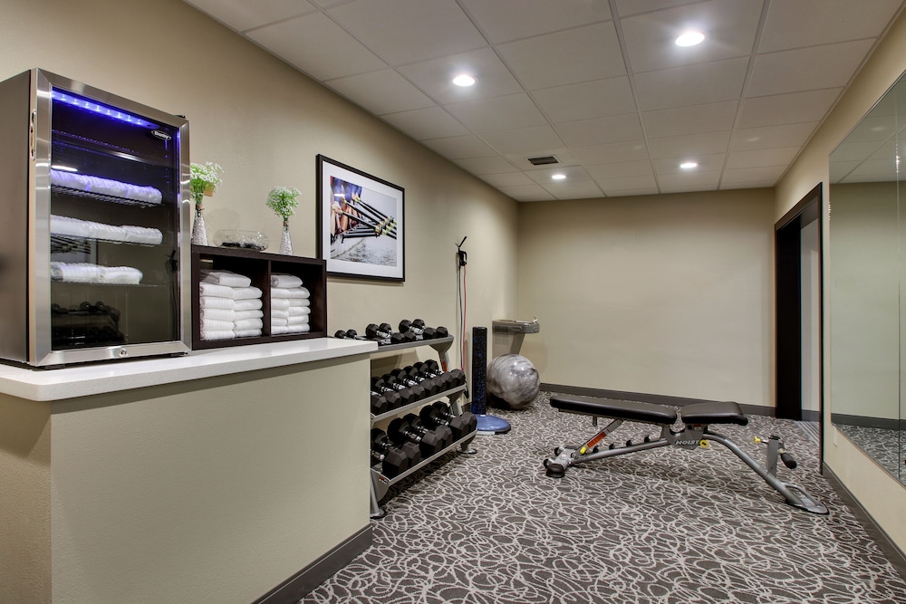 Candlewood Suites Wichita East by IHG - photo 25
