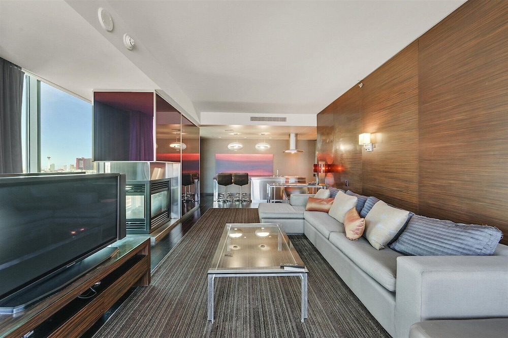Palms Place Vacation Suites Collection - photo 14
