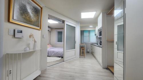 Spring Stay — 4-Star Luxury Hotel in Seoul, South Korea
