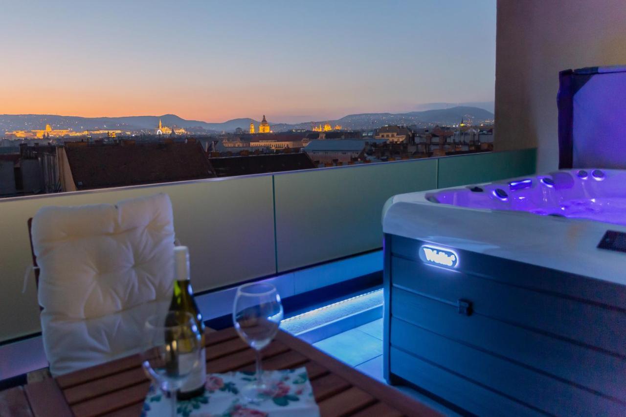 Centropolitan Penthouse Jacuzzi 2 Free Parking Self Check In — 4-Star Luxury Hotel in Budapest, Hungary