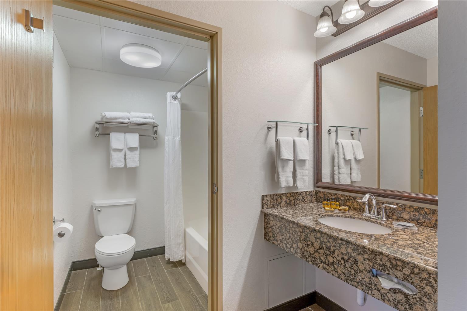 Best Western Plus McCall Lodge & Suites - photo 53