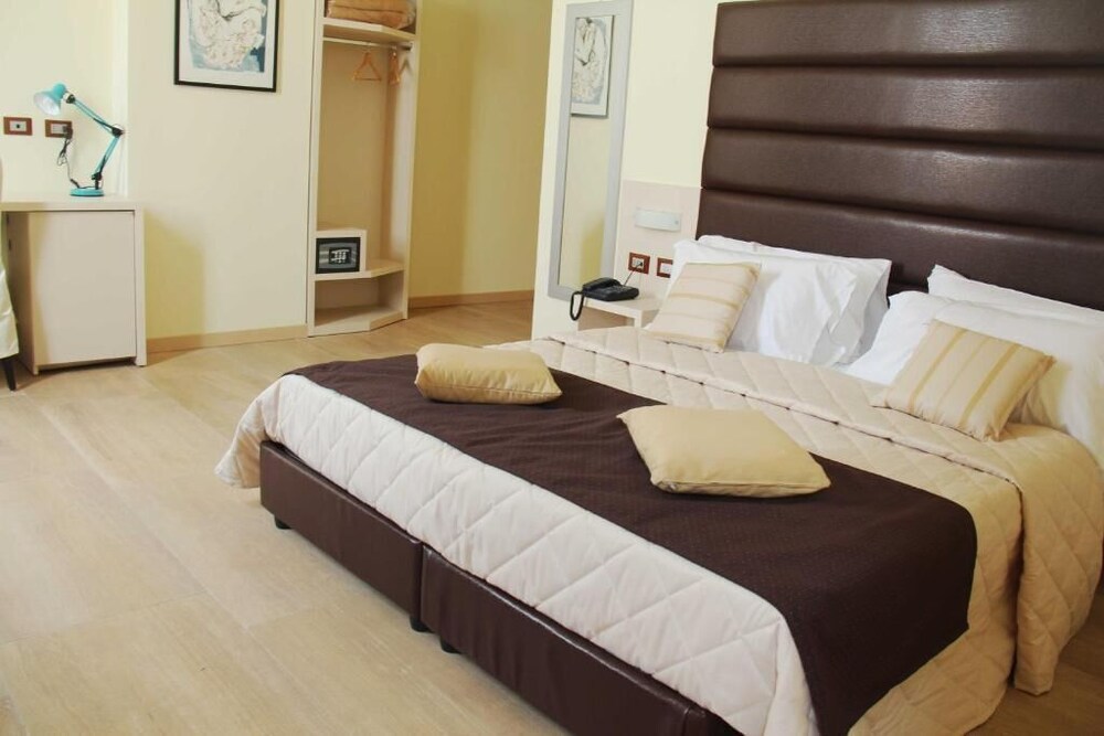 Ming Hao Hotel - last minute hotel in Milan