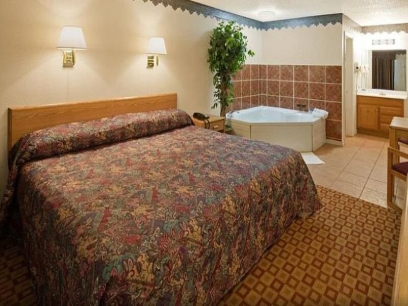 Americas Best Value Inn Weatherford TX - photo 5