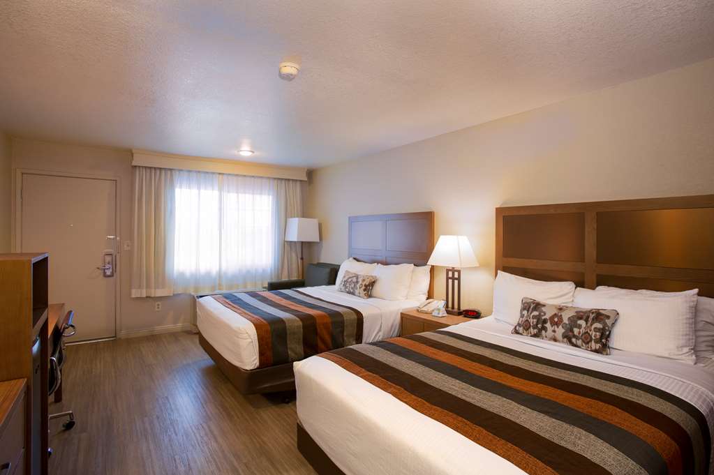 Best Western Sandman Hotel - photo 15