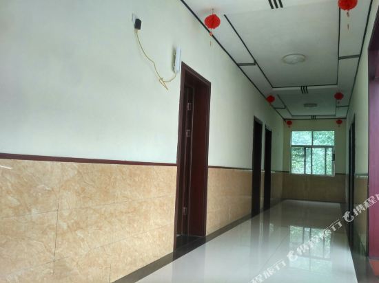 Yuntaishan Pengju Hotel in Xiuwu Chengguanzhen, People's Republic of China