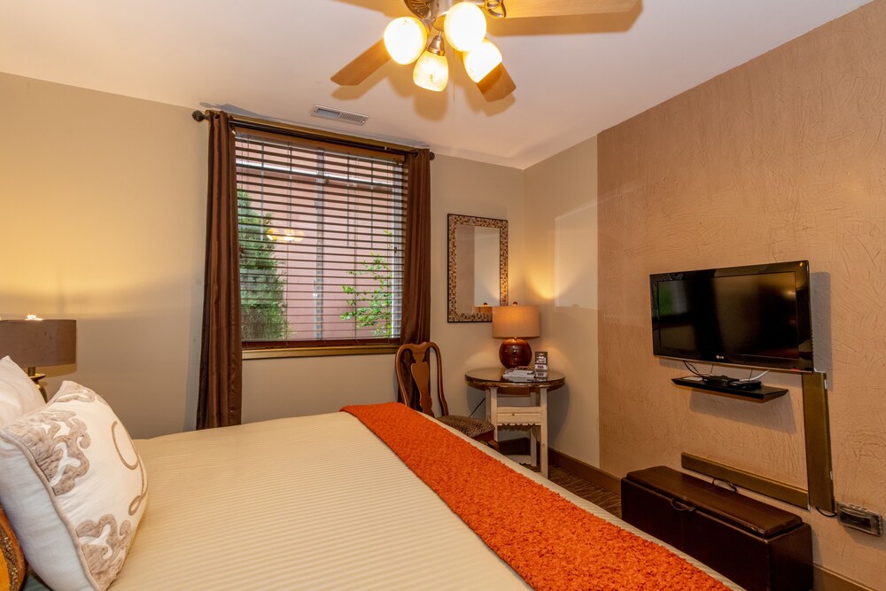 Luxx Plaza Hotel - photo 21