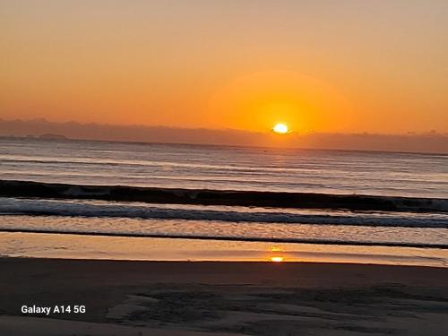 Recanto Cabanas amarela in Palhoca, Brasil