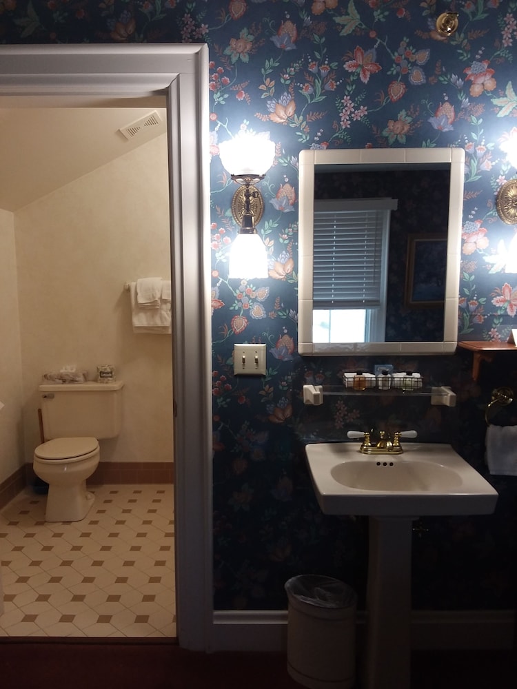 Kingsley Inn - photo 46