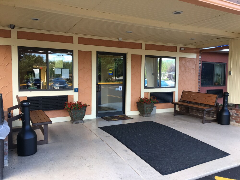 Days Inn Leominster Fitchburg Area - photo 20