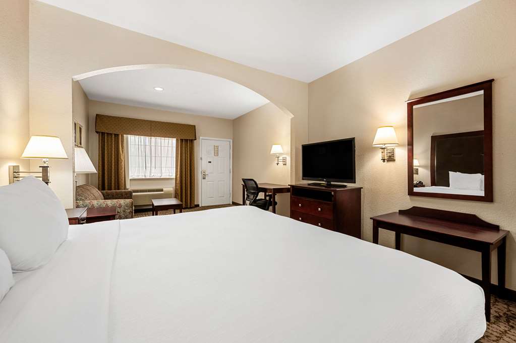 Quality Inn & Suites Houston Northwest Cypress - photo 12