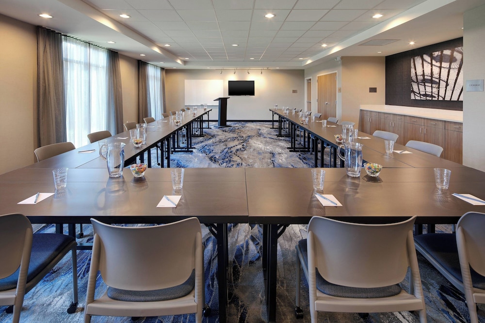 Fairfield Inn & Suites by Marriott Tampa Wesley Chapel - photo 29
